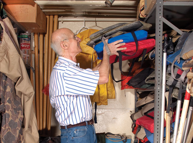 Bill Frezel, Volunteer