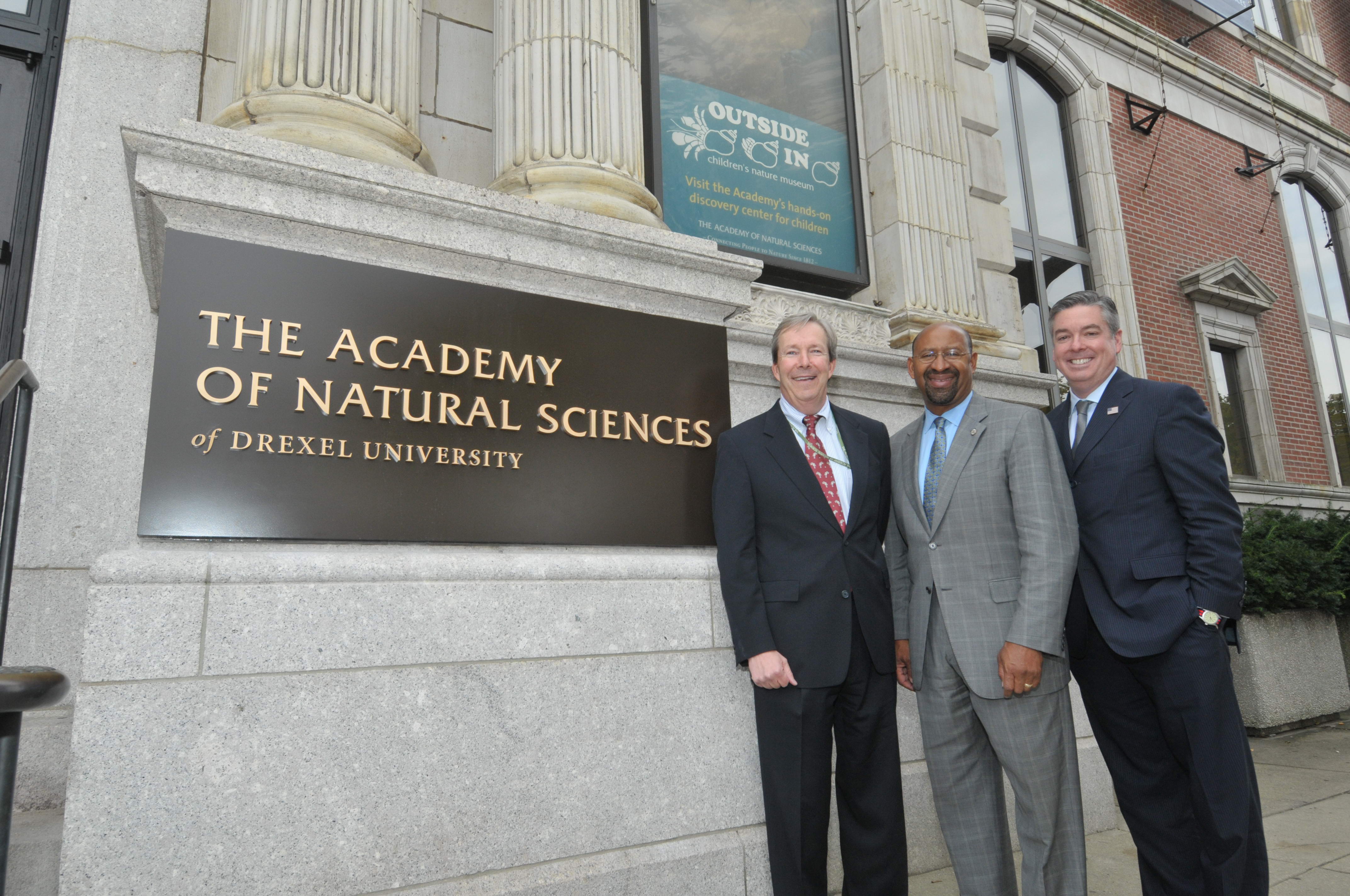 Gephart with Philadelphia Mayor Michael Nutter (center) and Drexel University President John Fry.